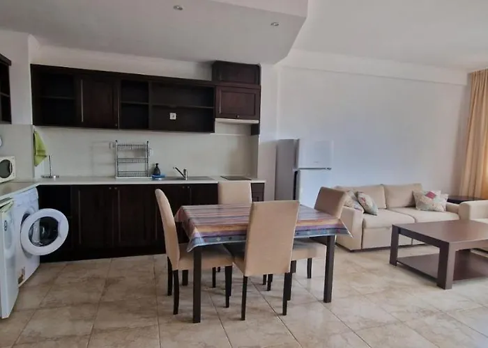 In The Cliff Bay Obzor