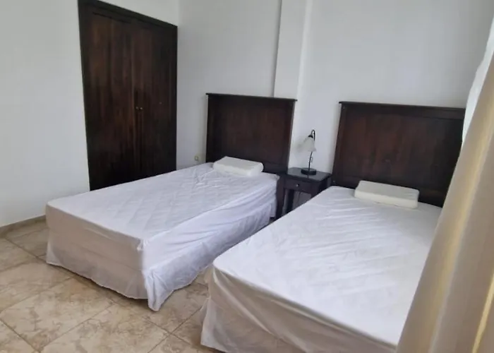 In The Cliff Bay Apartman Obzor